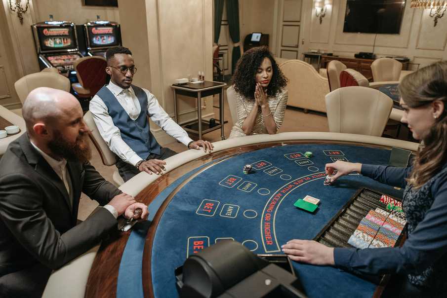 Spin to Win at Kahuna Casino: Your Guide to Online Slots